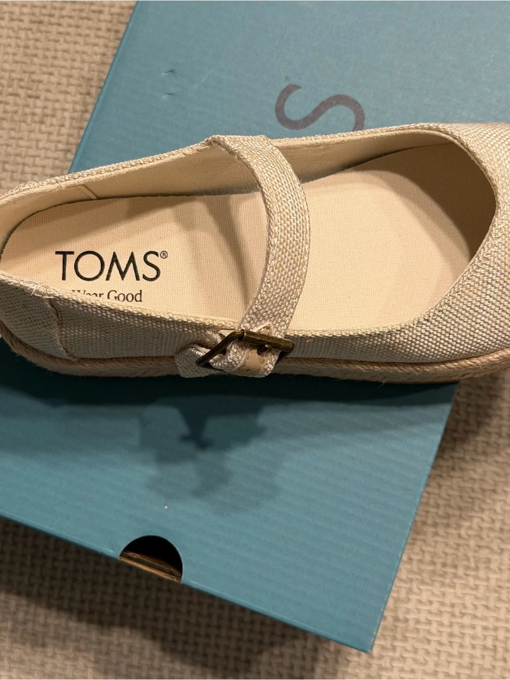 New with box TOMS Carolina Mary Jane Espadrille